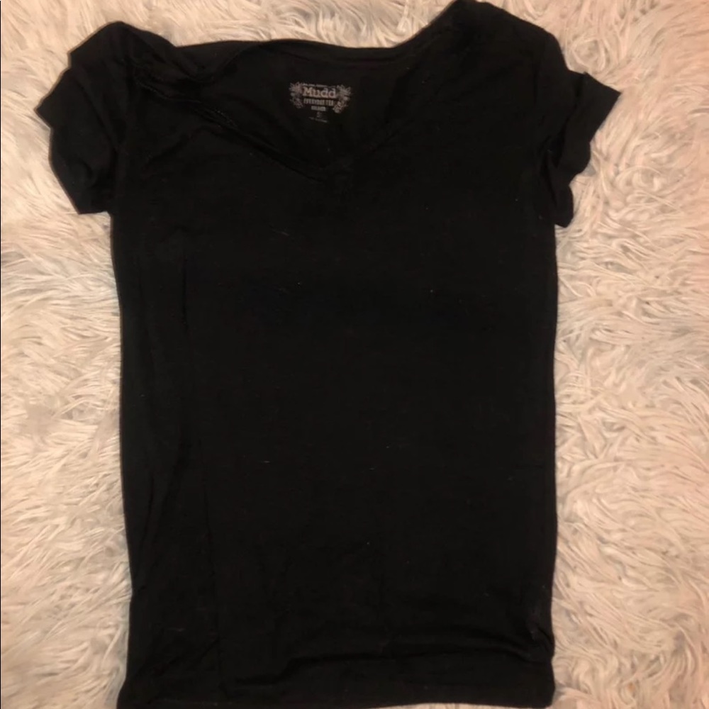 black vneck shirt